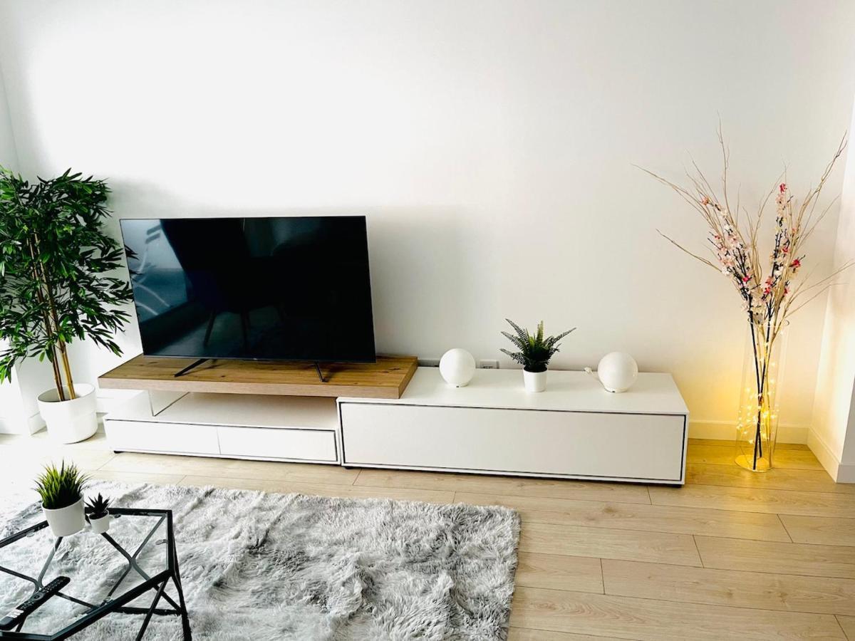B&N Place Apartamento Nuevo! Parking Gratuito 比戈 外观 照片
